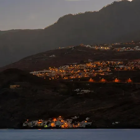 Apartamento Marina Seafront 13 *