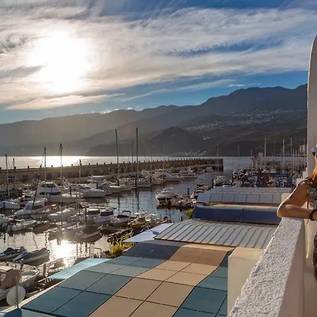 Marina Seafront 13 *