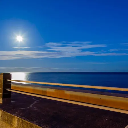 Marina Seafront 13 * Radazul