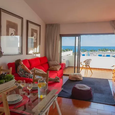 Marina Seafront 13 Apartment