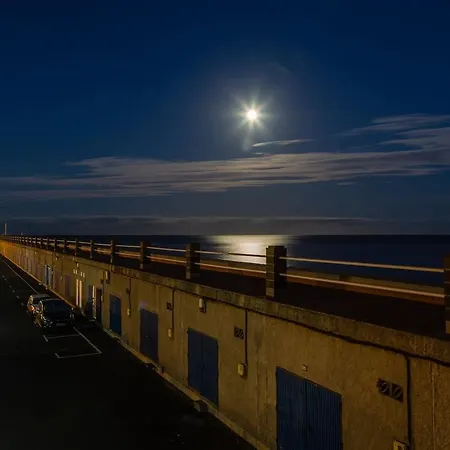 Marina Seafront 13 Daire Radazul