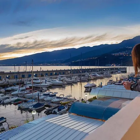 Apartment Marina Seafront 13 Radazul