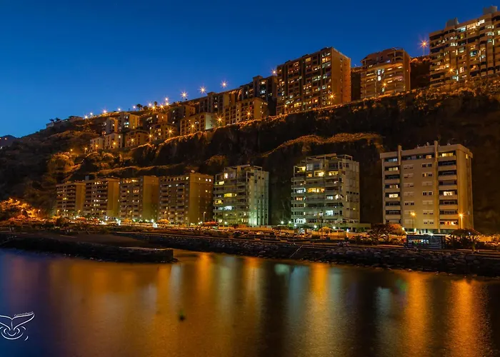 Marina Seafront 13 *