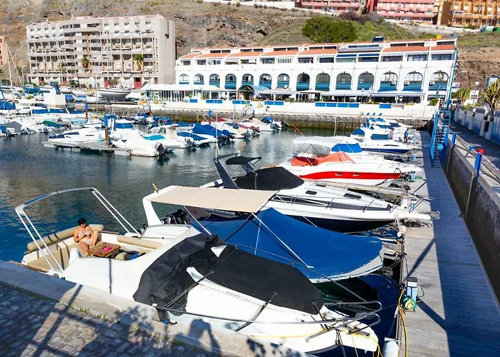 شقة Marina Seafront 13 *