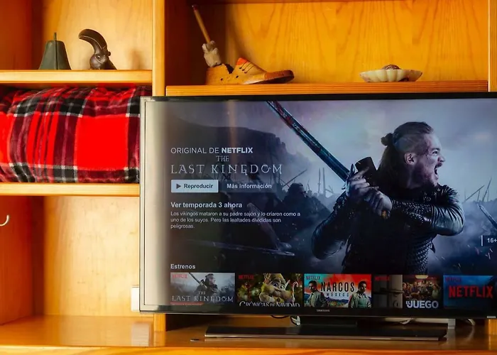 Marina Seafront 13 *