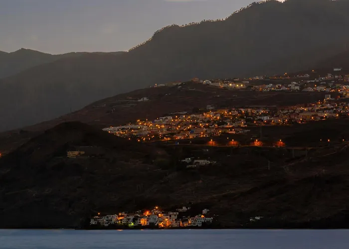 아파트 Marina Seafront 13 *